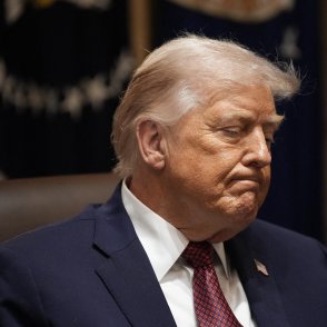 Тръмп пред Politico: Украйна достига точка, в която няма да има демокрация и е време за избори