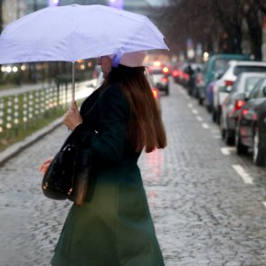 Днес пак облаци, пак дъжд, пак градушки на места