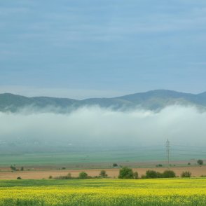 Времето днес: Слънчево, но ветровито