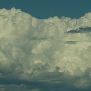 Meteo Balkans: Очакват се интензивни валежи, вятър и градушки колкото лешник