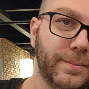 Запознайте се с "човека, спасил интернет" - белият хакер, открил проблема с PHP