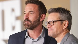 Мат Деймън влезе в клуба на сребърните лисици