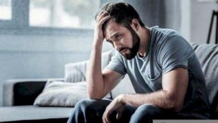 Учени обясняват биологичните причини за зимната тъга 