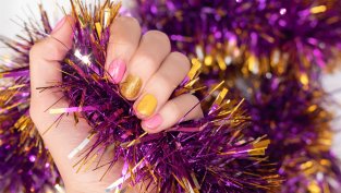 Тенденции при маникюрите за новогодишната нощ