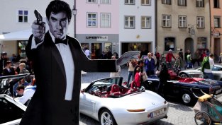 Тимъти Далтън - по-мрачният, суров и автентичен Джеймс Бонд, на 80 години