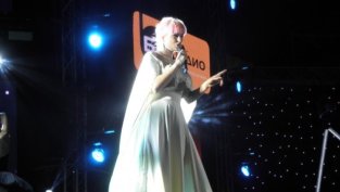 Синът на Рут Колева навърши годинка