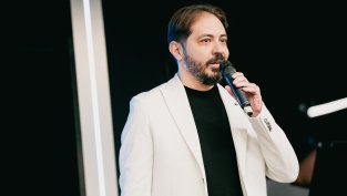 Странни неща и страшни капани дебнат в романа „Опасни сказания“ на Благой Д. Иванов