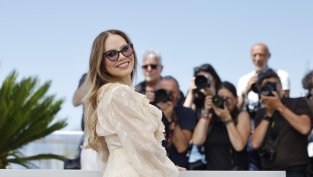Орнела Мути и дъщеря ѝ правят постъпки за руско гражданство
