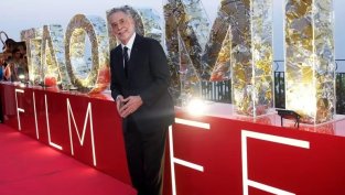 След провала на "Мегаполис": Копола продава частния си остров