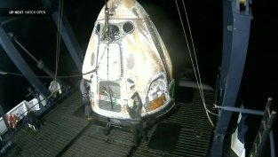 Астронавтите от МКС успешно се преземиха на Земята ВИДЕО