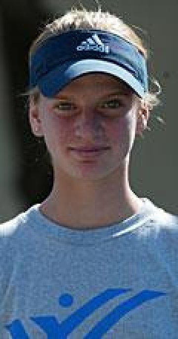 Каратанчева премина втори кръг на квалификациите за Australian Open