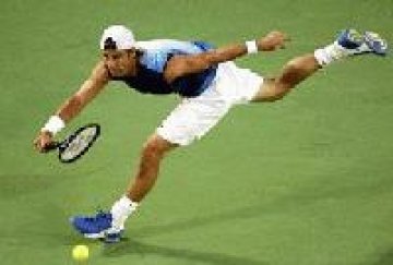 За титлата при мъжете на Australian Open ще спорят Хюит и Сафин