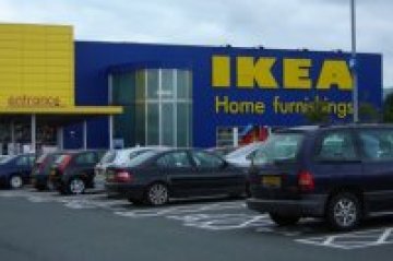 Няколко ранени в среднощна шопинг истерия в новооткрит магазин на Ikea