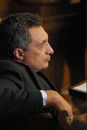 Костов отива сам на изборите