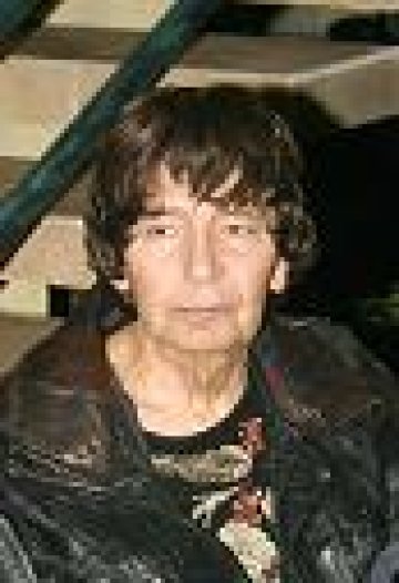 Стотици изпратиха Емил Димитров в последни му път