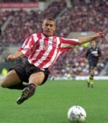 Болтън пропусна възможността да излезе на четвърто място