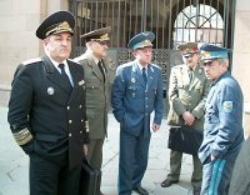 500 хил. евро за реинтеграция на освободени офицери и сержанти
