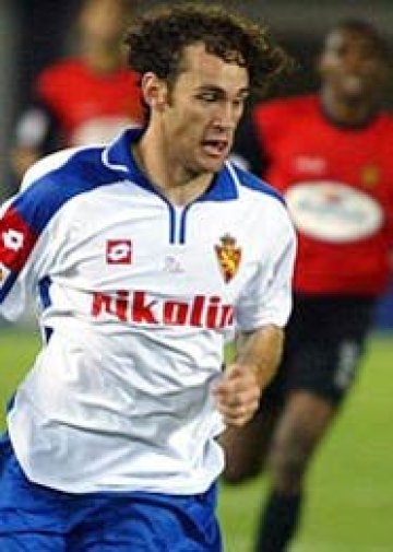 &bdquo;Манчестър Юнайтед" купува защитник на &bdquo;Сарагоса&ldquo; за 3.75 млн. евро