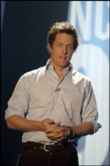 Хю Грант- премиер на Англия, мечтаят на Острова