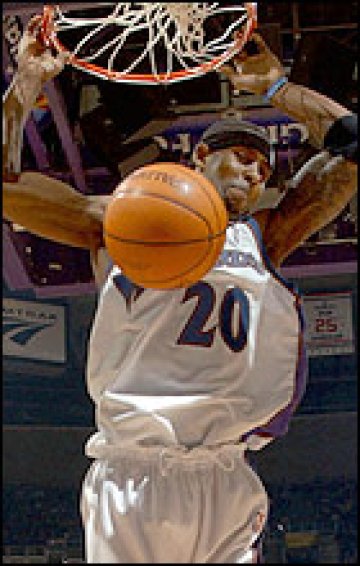 Вашингтон се класира за втория кръг на плейофите след 4:2 над Чикаго