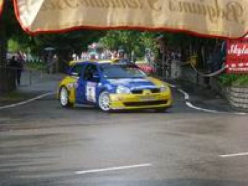 Ясен Попов поведе след първия етап на рали "България"