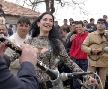 Министър дава 8 хил. лв. за Световен ромски фестивал в Стара Загора