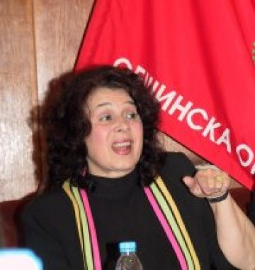 Масларова: 13-та заплата и пенсия да се дава през годината
