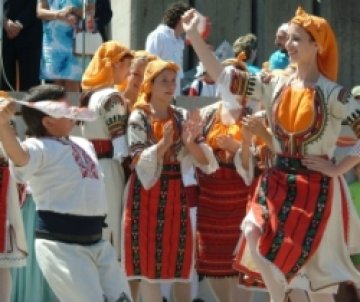 Боксьорите играха 6 часа хорá, Мариян играе двойна игра с Елена