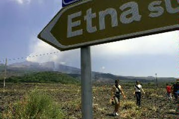 Няколко земетресения разлюляха Етна