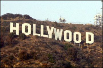 Продават буквите „HOLLYWOOD”, поставени край Лос Анджелис