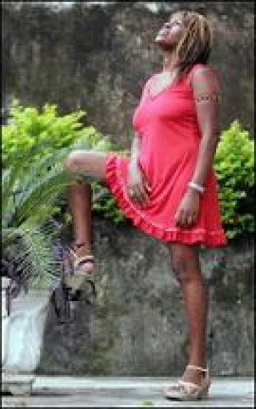 Модна линия на проститутки от Рио конкурира най-луксозния бутик