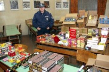 След "войната" по празниците: 79 ранени и 347 248 иззети изделия