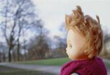 В Рим бесят кукли в знак на протест срещу високите цени на жилищата