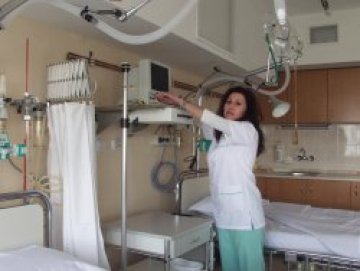 Агенция &bdquo;Митници&ldquo; настръхна срещу побой на награден служител