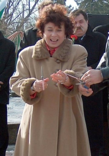 Масларова: България не може да реши в срок въпроса с добавките за стаж