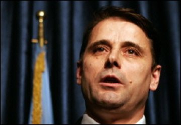 Премиерът на Косово подаде оставка под натиск