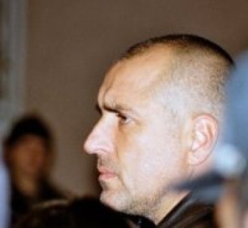 ГЕРБ пази управляващите до 1 януари, след това ги бута