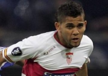 Севиля закова цена от 18 млн. евро на Даниел Алвеш