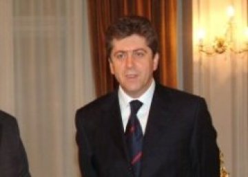 Първанов печели, ако президентските избори са днес
