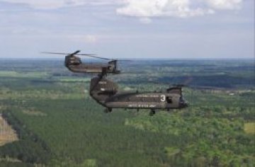 Модернизират радикално основен американски боен вертолет