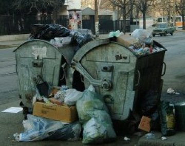 Кметицата на Бобов дол застана срещу боклука на София