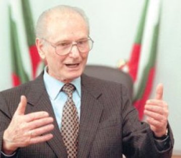 Беронов иска по-млад вицепрезидент