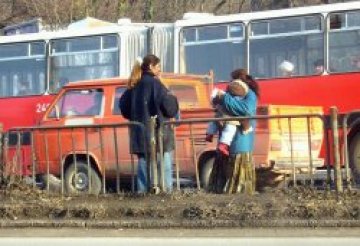 Пловдивски &bdquo;Икарус&ldquo; се разпадна и рани двама пътници