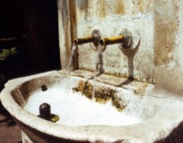 В Брезник тече "желязна" вода