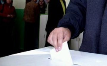 Обучават специално охранители за изборния ден