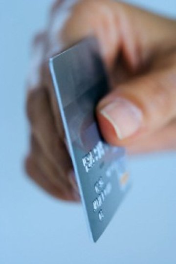 Отмъкнаха дебитните карти на седесари от Бургас