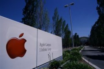 Apple спечели битката срещу Бийтълс
