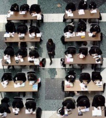 Реални възможности за работа във виртуалния свят
