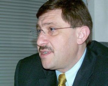 PR компанията на Максим Бехар ще излиза на БФБ с IPO през есента