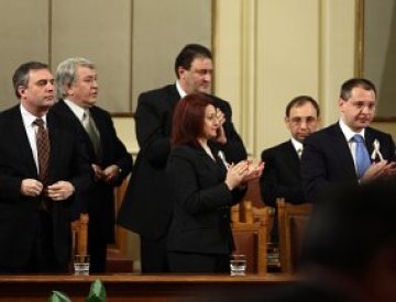 2007 - Ке падне или не